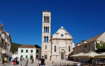 Wczasy Wyspa Hvar - Wakacje i wycieczki