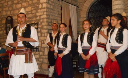 wycieczka Wieczór Albański na Zamku Lekursi