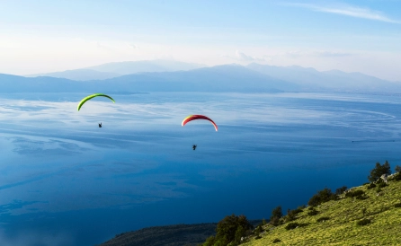 wycieczka Lot paralotnią – tandem paragliding – wycieczka pełna adrenaliny!