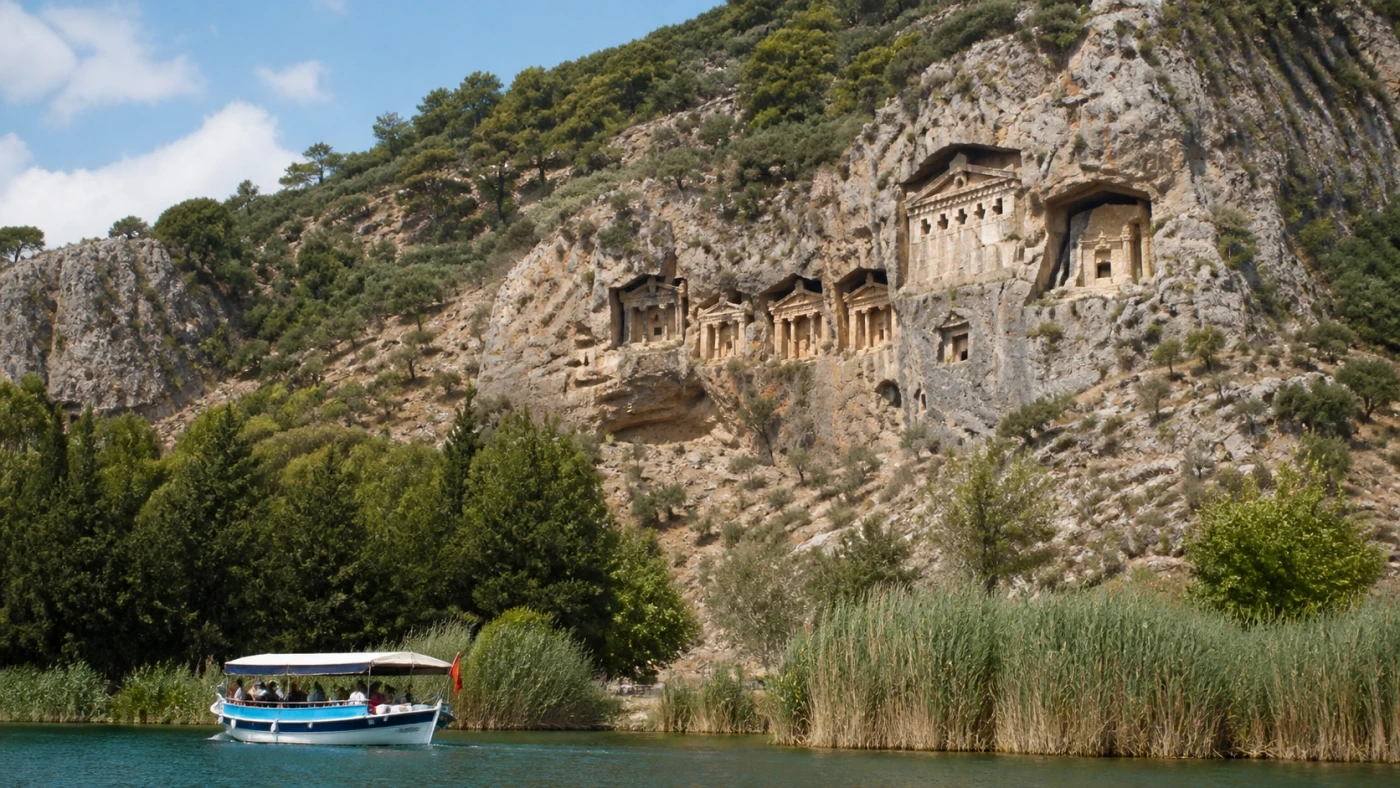 Fotorealistyczna ilustracja podróżnicza: Dalyan – nie tylko żółwie i antyczne zabytki?