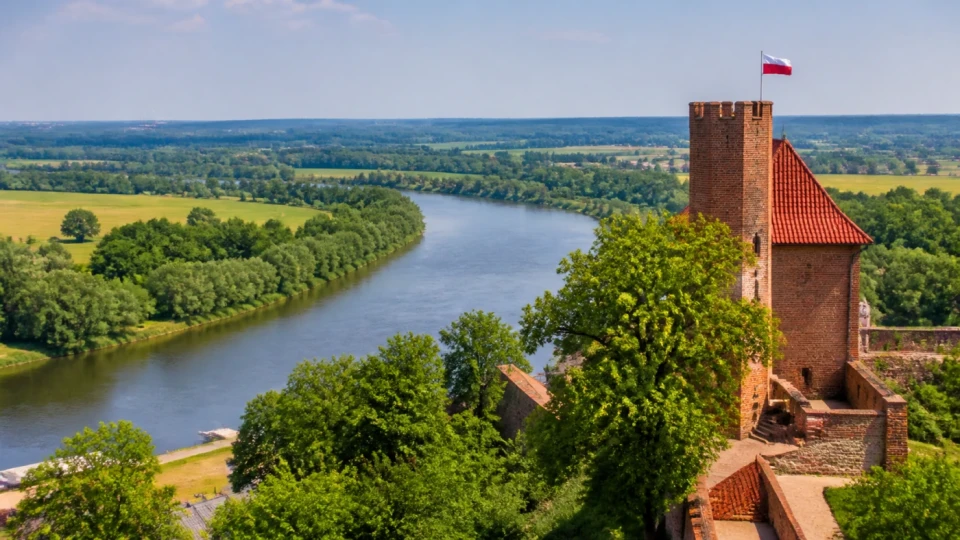Fotorealistyczna ilustracja podróżnicza: Lubuskie - perła przyrody i kultury