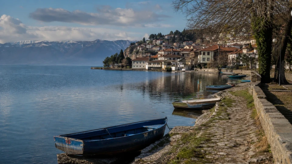 Fotorealistyczna ilustracja podróżnicza: Macedonia – poetyckie centrum Europy?