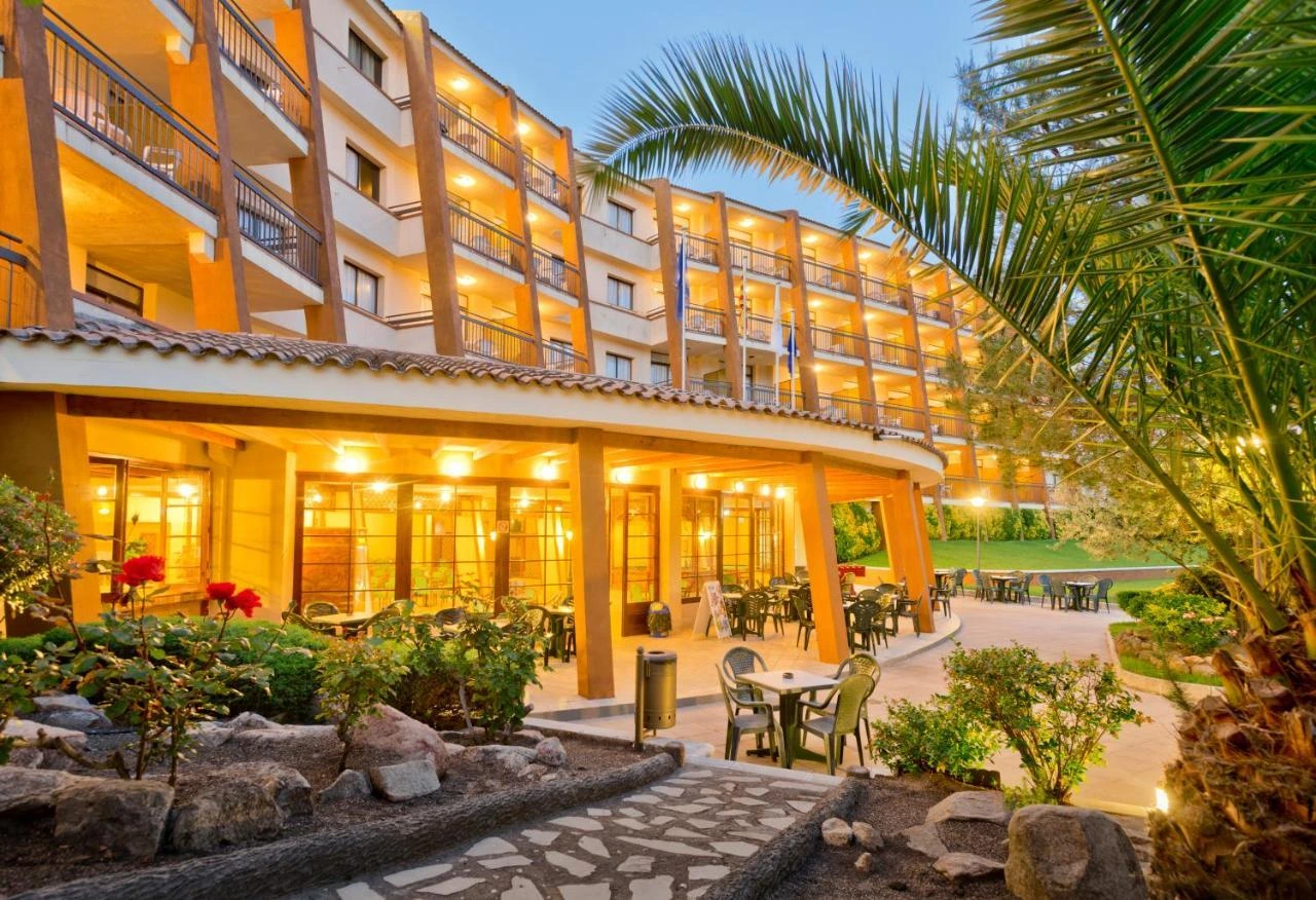 Oferta Aparthotel GHT Tossa Park – zdjęcie 4