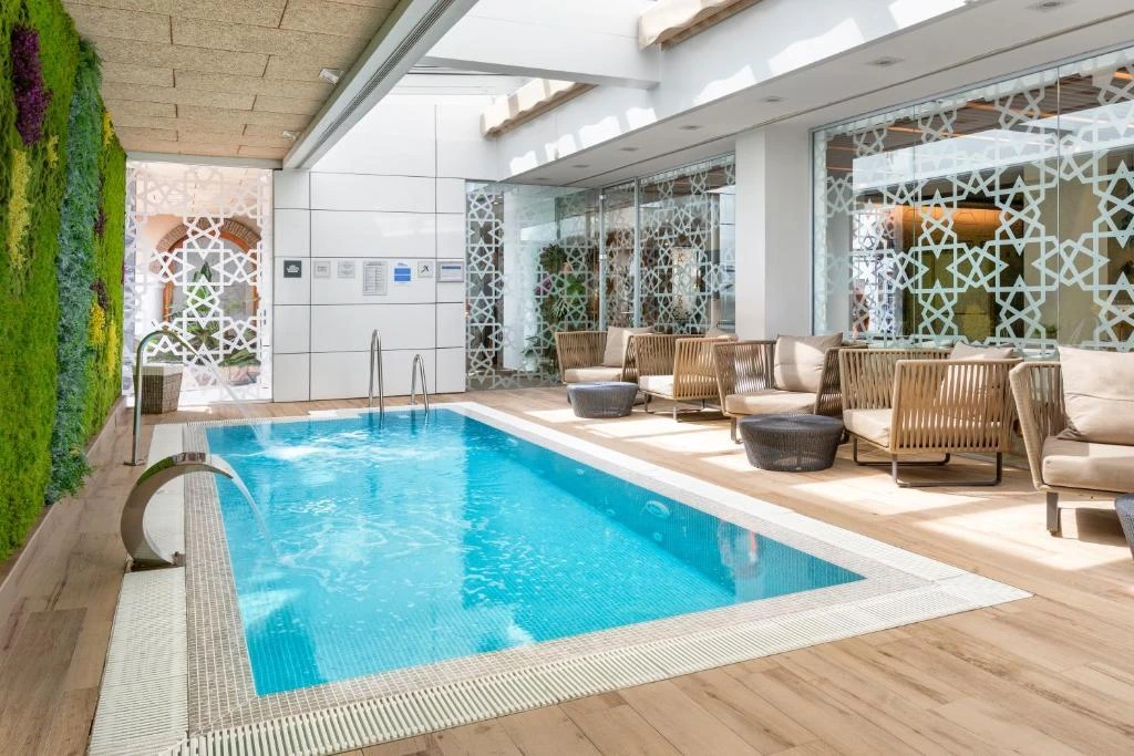 Oferta Hotel Catalonia Giralda - Sevilla – zdjęcie 1