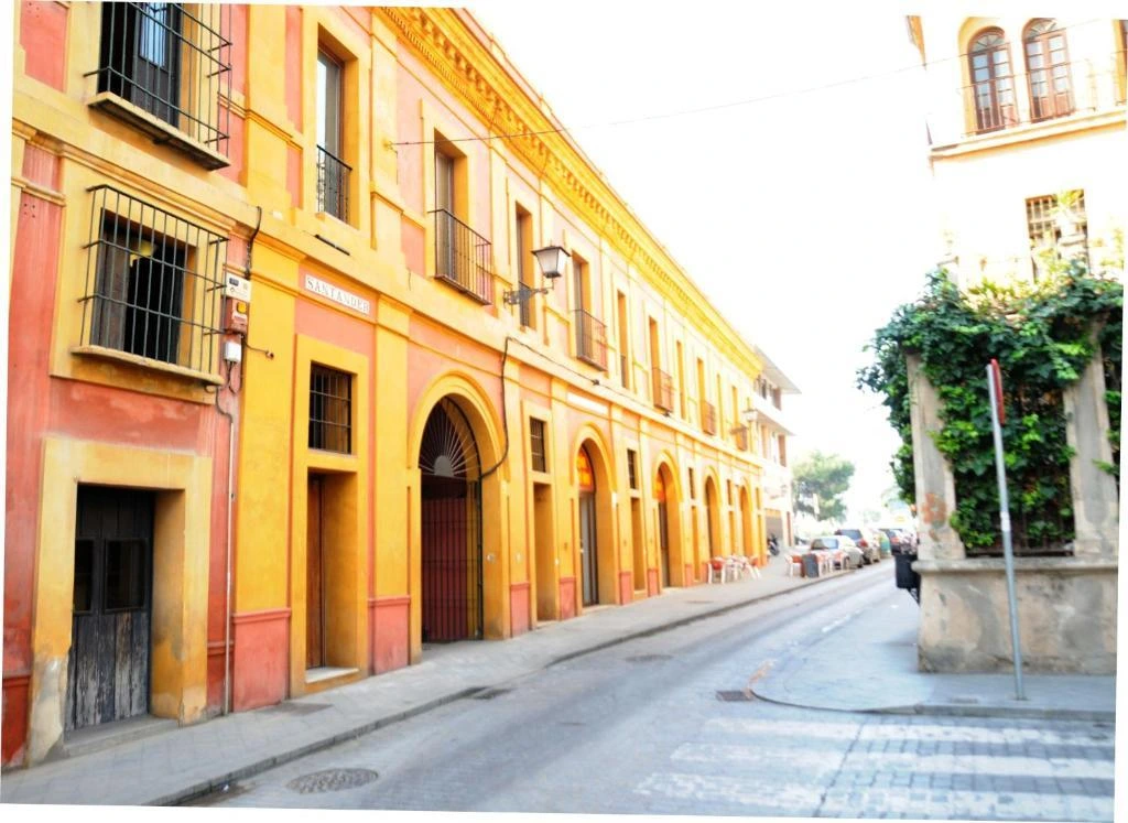 Oferta Hotel AZZ Sevilla Torre de la Plata – zdjęcie 1