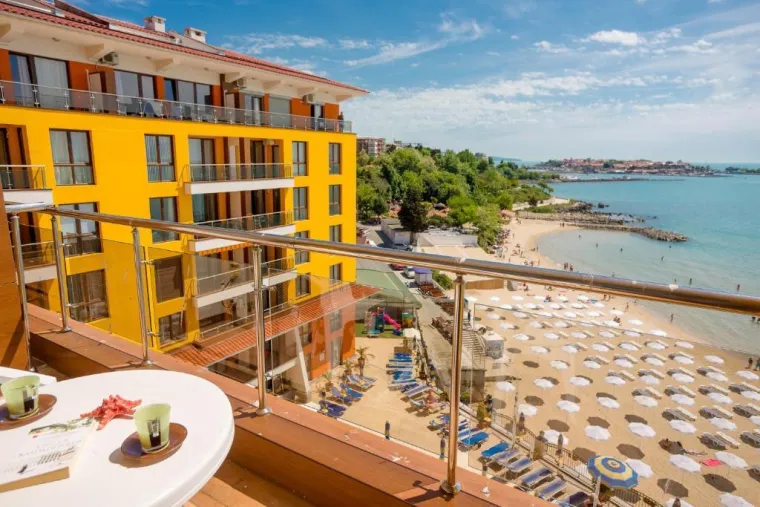Hotel Mirage