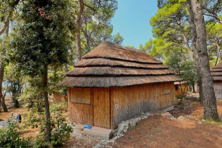Hotel Pine Beach Pakostane