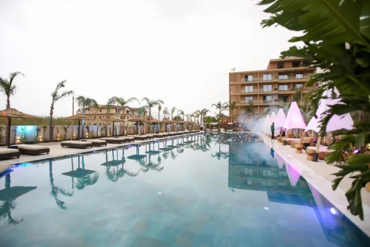 Hotel Regina Palm Resort