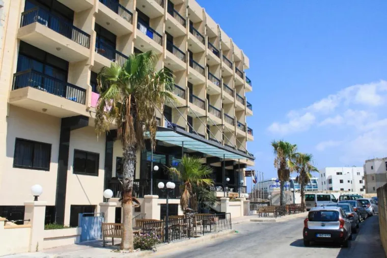 Hotel Canifor