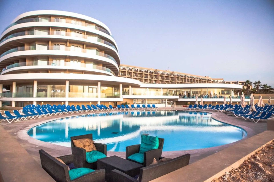 Hotel Ramla Bay Resort, Malta, Malta