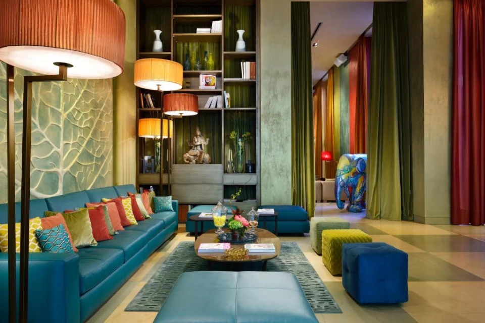 Hotel Enterprise, Włochy, Lombardia