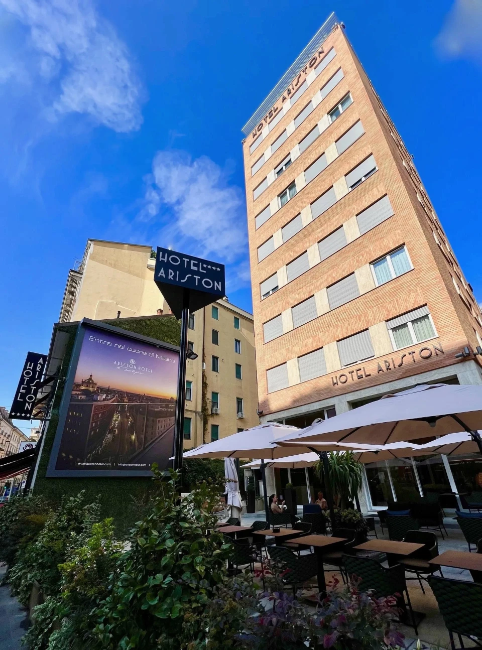 Hotel Ariston, Włochy, Lombardia