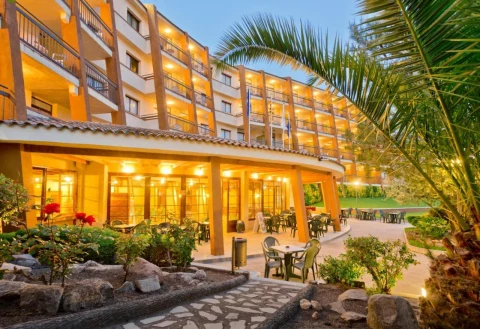 Oferta Aparthotel GHT Tossa Park – zdjęcie 4