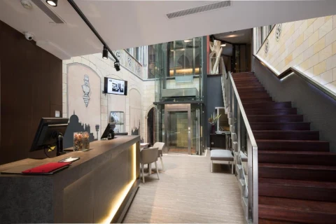 Oferta Hotel Catalonia Catedral – zdjęcie 3