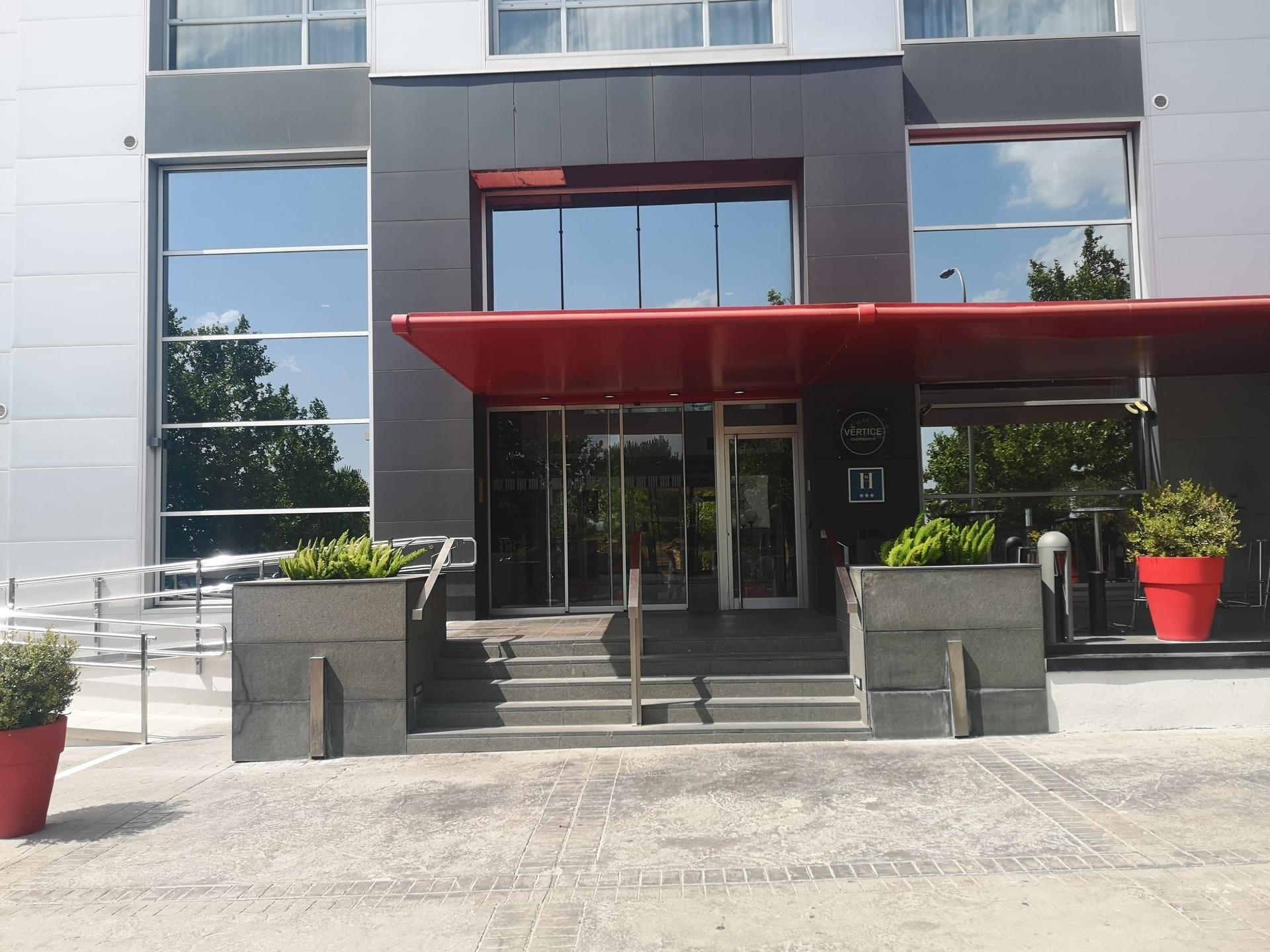 Oferta Vertice Roomspace Madrid – miniaturka 2