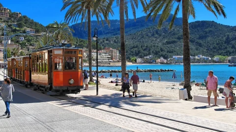 Wycieczka fakultatywna TOP wycieczka objazdowa: Sa Calobra, Droga Węża, Sóller i Puerto de Sóller — 4 środki transportu (strefa wschodnia)